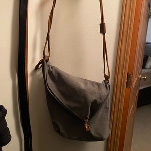 Large  gray crossbody purse